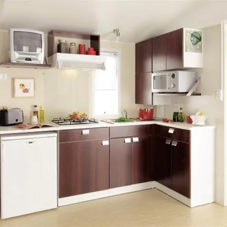 Kemping Village La Roseraie 4*