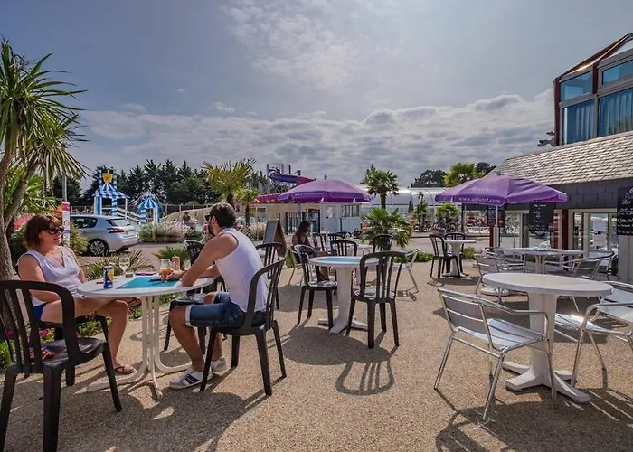 Kemping Village La Roseraie 4*